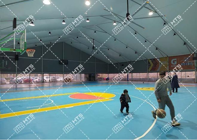 不怕华烨体育篷房给你稳稳的课堂体验凯发k8国际娱乐首选大雨、强风也(图3)